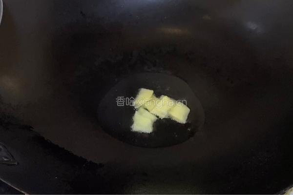 酱香鲫鱼的做法图解2