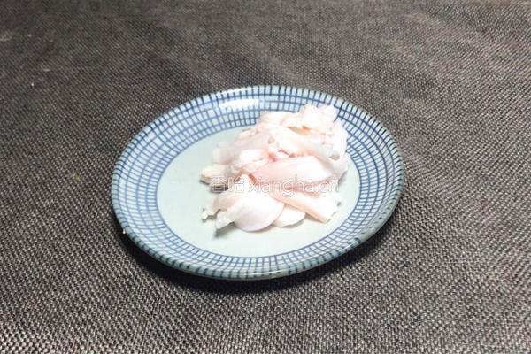 冻豆腐炖冬瓜的做法图解1