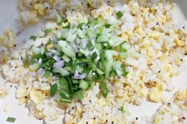 蛋炒饭的做法图解4