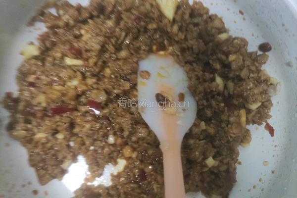 肉沫鸡蛋蒸米饭的做法图解3