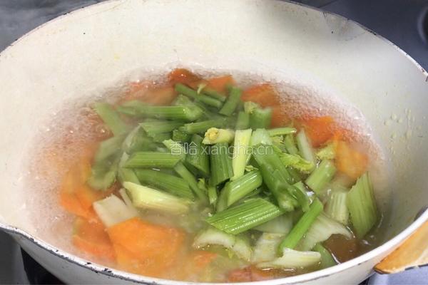 芹菜炒牛肉的做法图解6