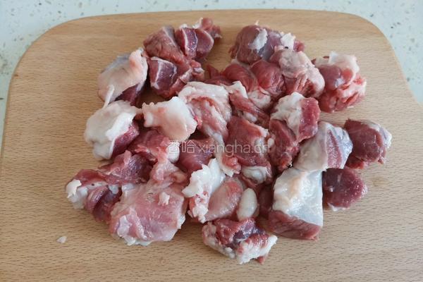 胡萝卜土豆炖羊肉的做法图解4