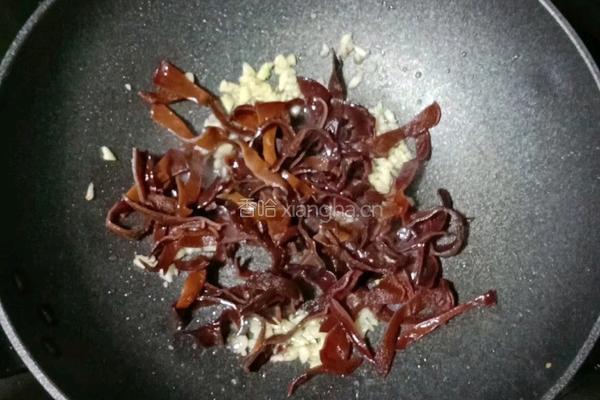 茭白炒肉丝的做法图解8