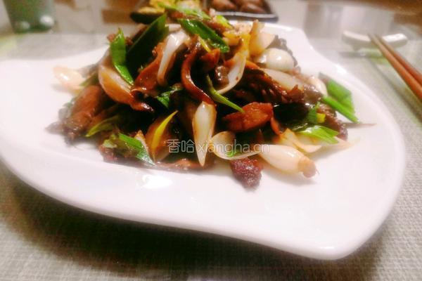 百合蘑菇炒肉片的做法图解1