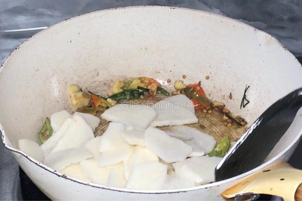 辣椒炒地瓜的做法图解5