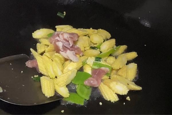 肉片炒玉米笋的做法图解6