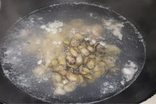 海鲜刀削面的做法图解3
