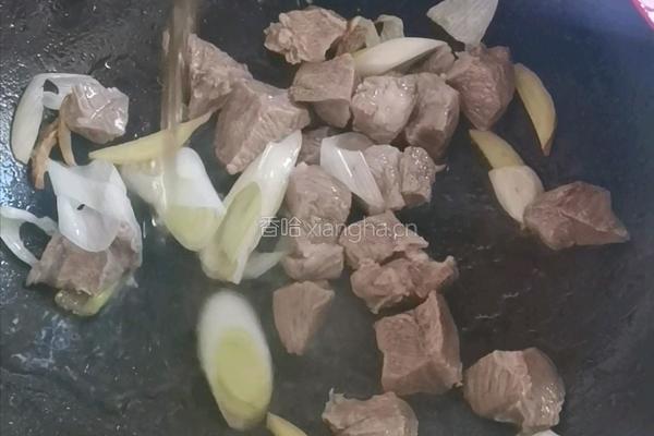胡萝卜山药羊肉汤的做法图解8