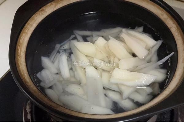 酸辣莲藕的做法图解3