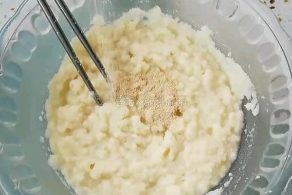 豆渣薄饼的做法图解1