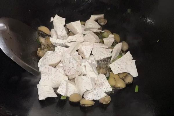 小鲍鱼芋头粥的做法图解6