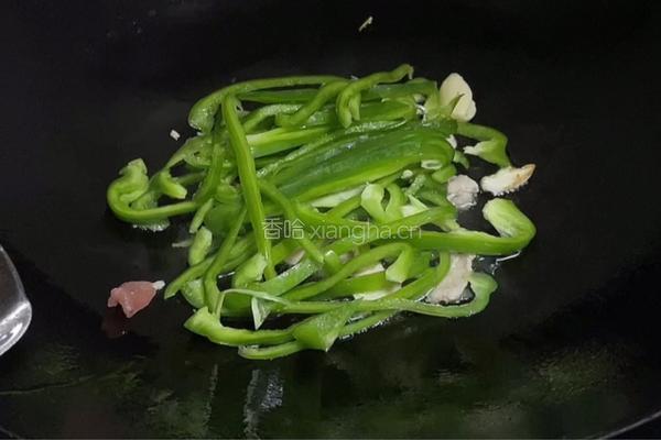 青椒丝炒肉片的做法图解6