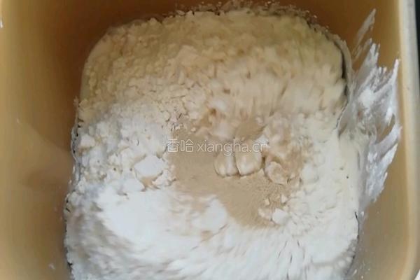 全麦豆沙包的做法图解1