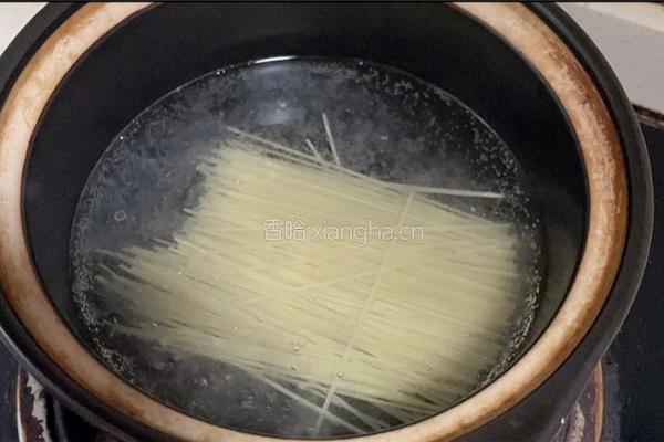 藤椒清汤面的做法图解2