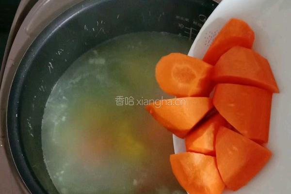 玉米萝卜排骨汤的做法图解10