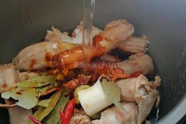 麻辣鸭脖的做法图解5