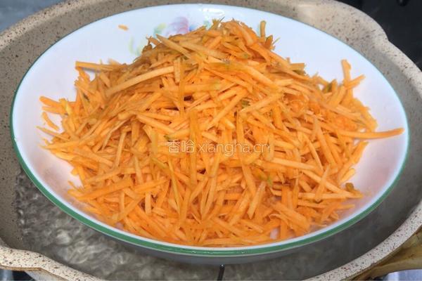 豆沙馅南瓜饼的做法图解1