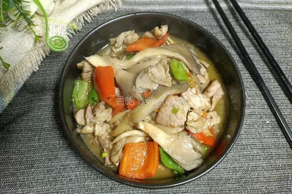 平菇炒肉的做法图解12