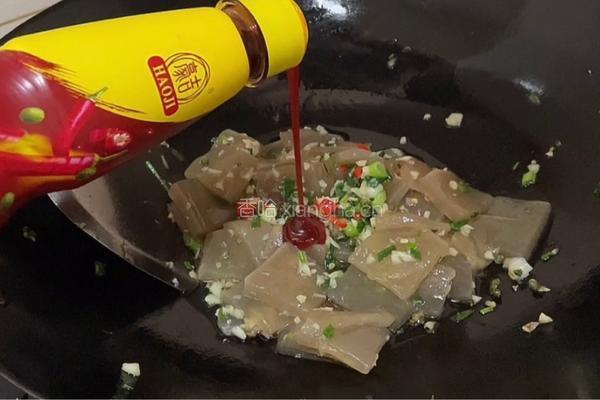 麻辣魔芋的做法图解5