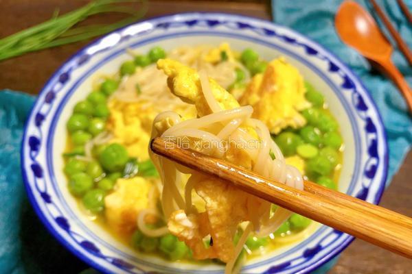 豌豆鸡蛋汤面的做法图解12