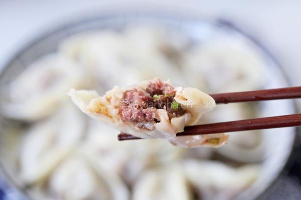 牛肉芹菜饺子的做法图解22