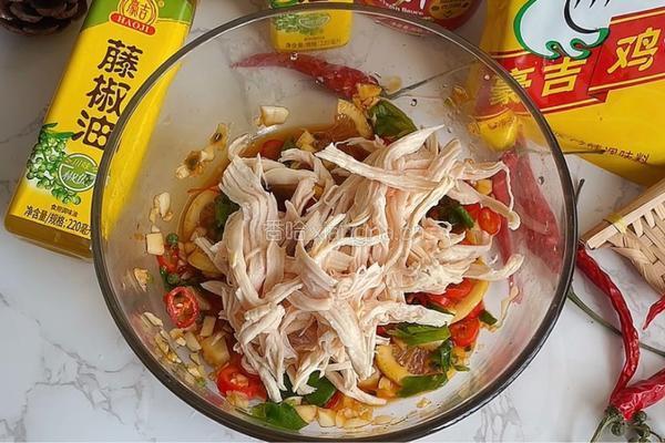 酸辣鸡肉丝的做法图解5