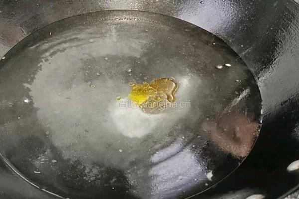 香肠炒藕片的做法图解5