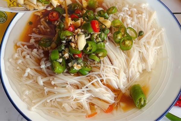 凉拌金针菇的做法图解8