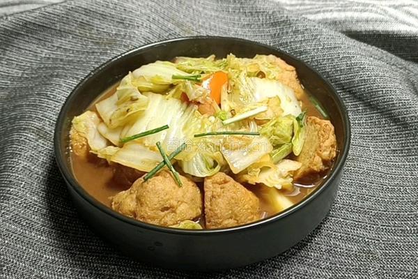 白菜炖肉圆子的做法图解10