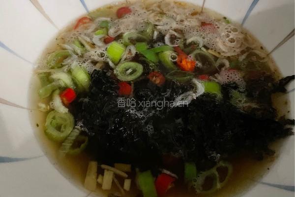 虾仁紫菜清汤面的做法图解4