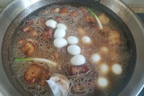 鹌鹑蛋红烧肉的做法图解7