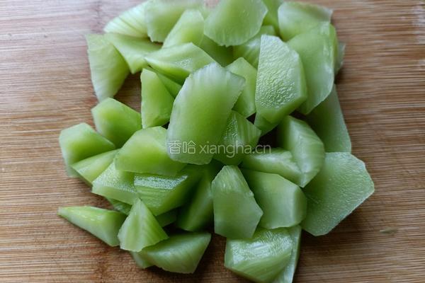 腰果炒莴笋的做法图解5