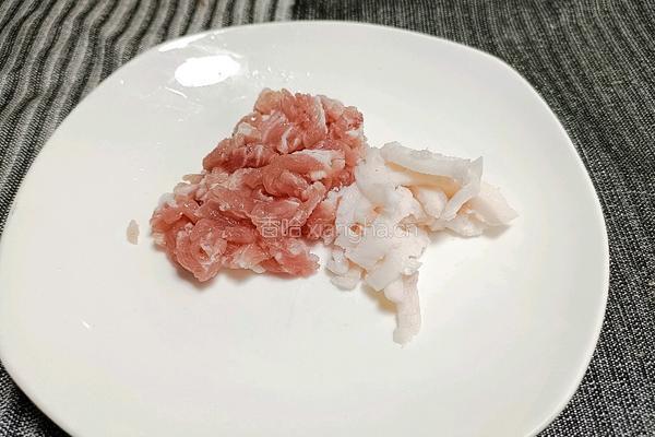 酱肉拌面的做法图解1