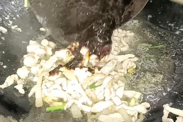 酱肉拌面的做法图解6