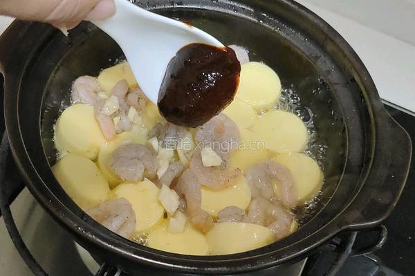 虾仁豆腐煲的做法图解8