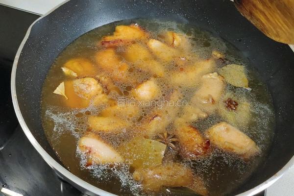 鹌鹑蛋红烧肉的做法图解6