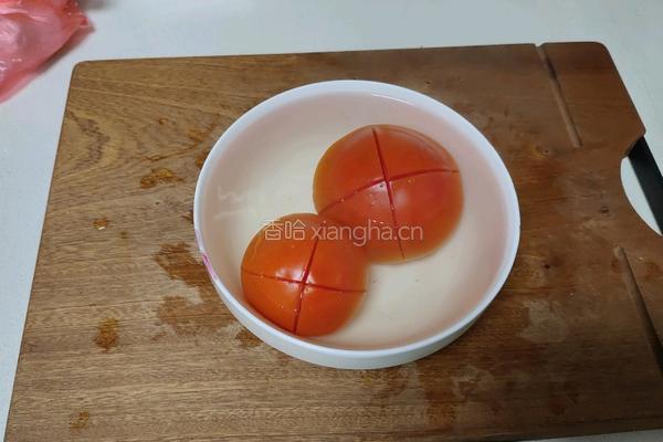 金针菇番茄汤的做法图解2