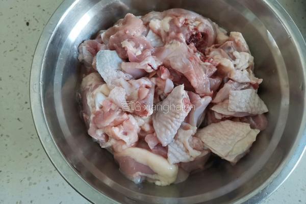 香菇蒸滑鸡的做法图解3