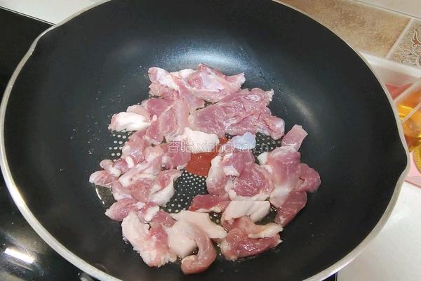 豆角焖卷子的做法图解4