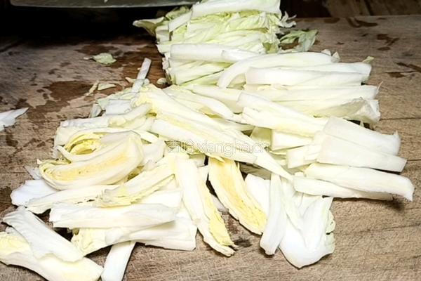 腊香白菜的做法图解1