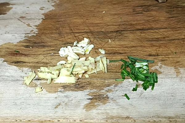 茄汁西兰花的做法图解3