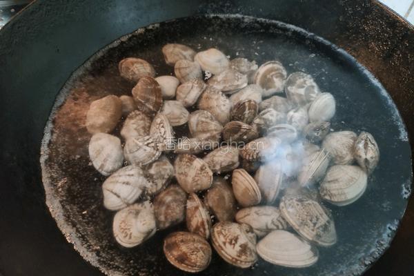 好吃到爆的☛辣炒花蛤☚的做法图解4