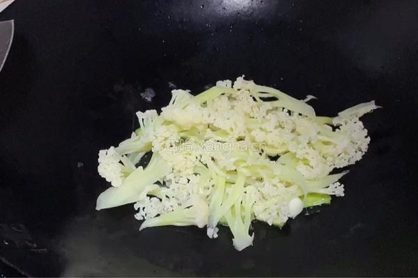 茄汁花菜的做法图解5