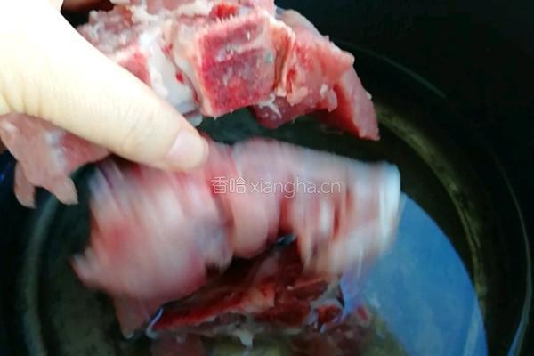拆骨肉的做法图解1