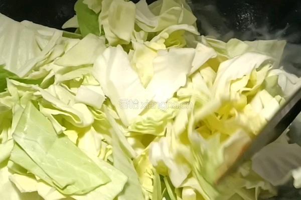 包菜胡萝卜炒鸡蛋的做法图解8