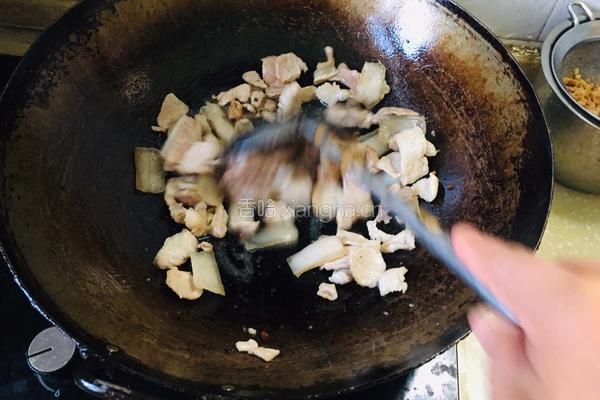 黄豆芽芹菜土豆卤面的做法图解4
