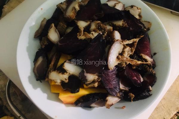 酱油肉蒸南瓜的做法图解4