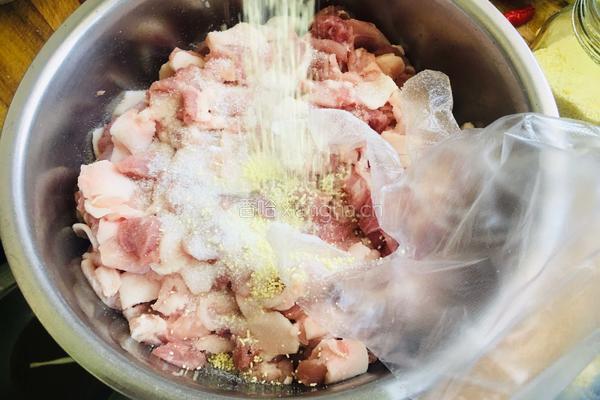 最简版麻辣香肠的做法图解6