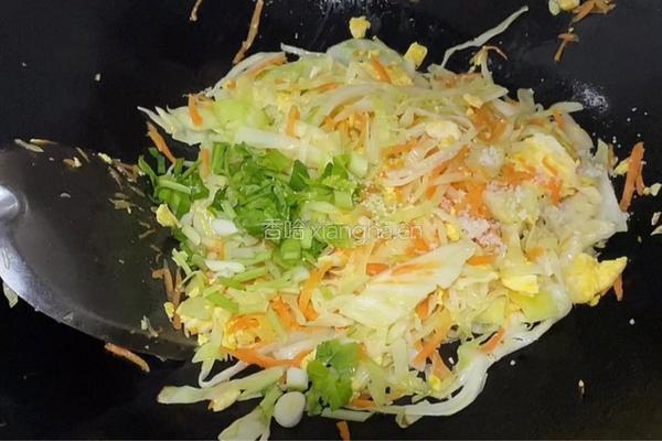 包菜胡萝卜炒鸡蛋的做法图解8