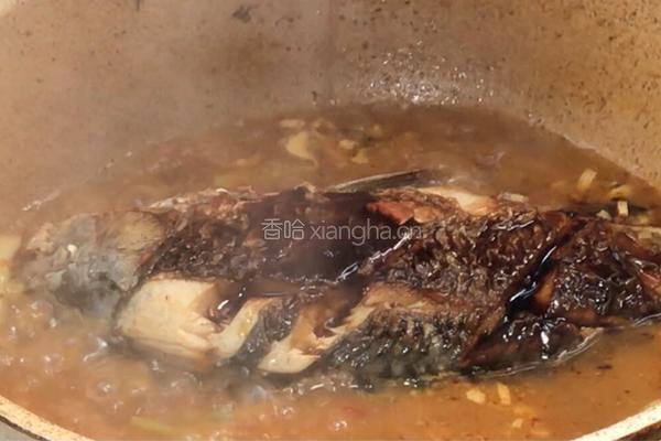 豆瓣鲫鱼的做法图解6